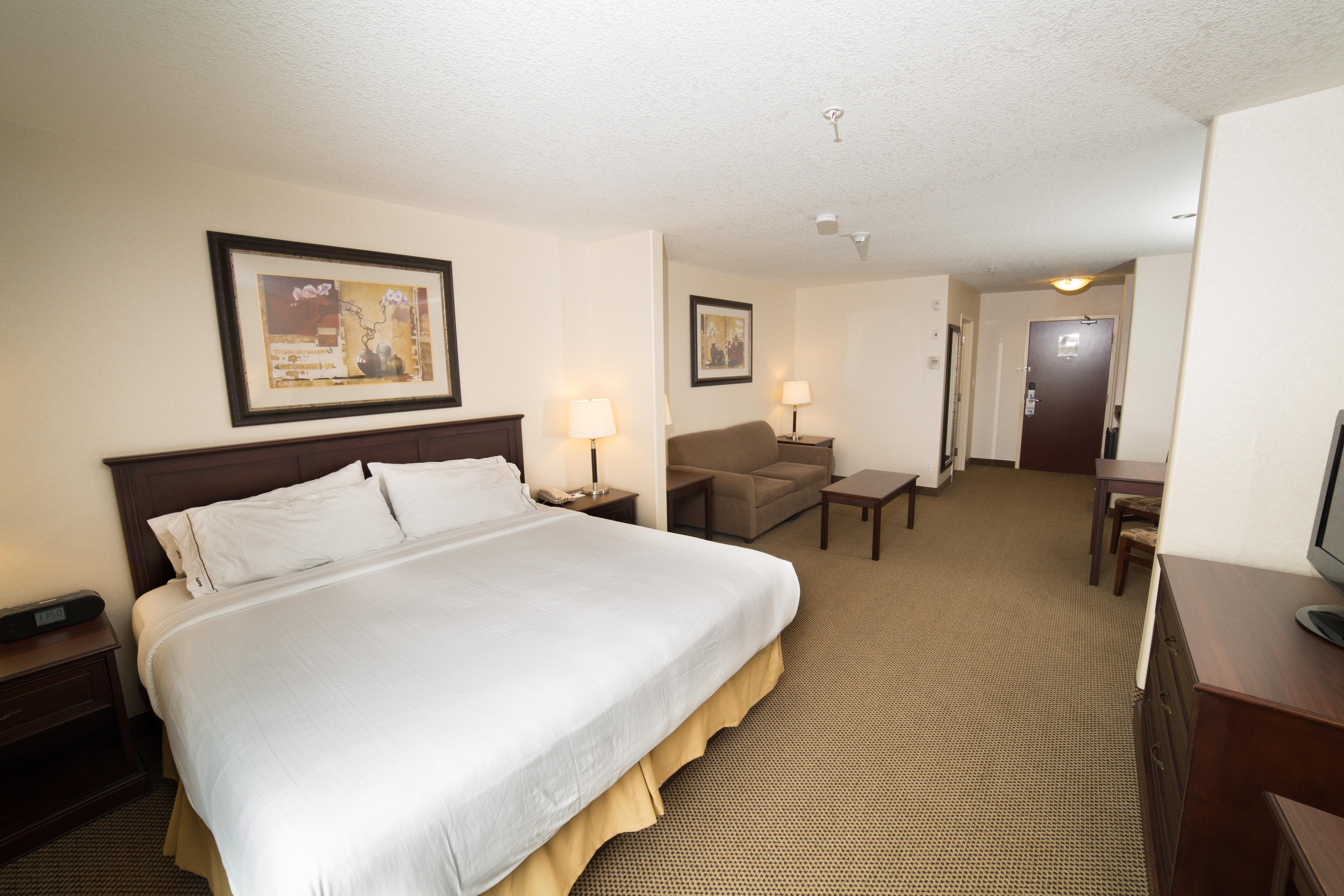 Holiday Inn Express & Suites Whitecourt By Ihg Dış mekan fotoğraf