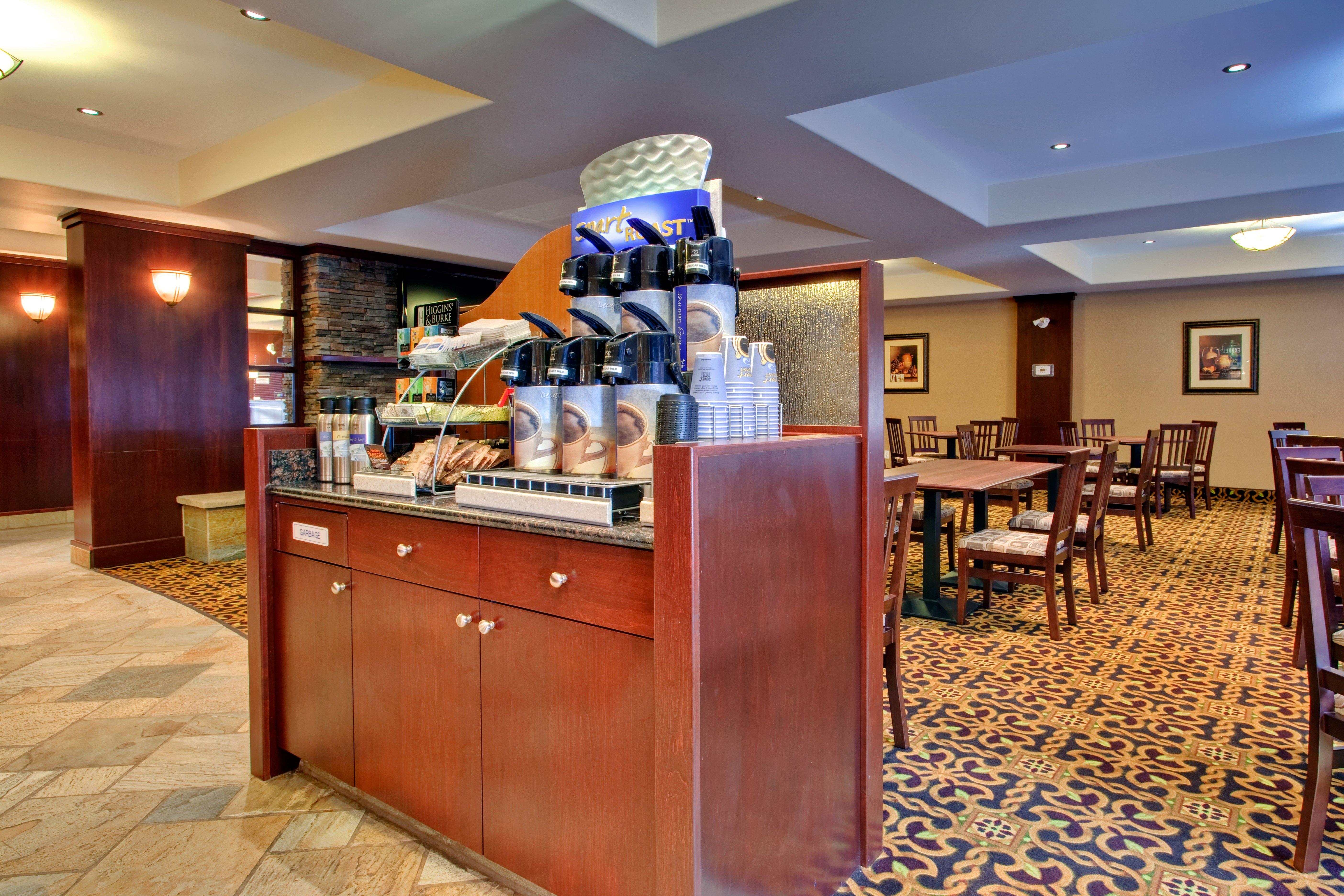 Holiday Inn Express & Suites Whitecourt By Ihg Dış mekan fotoğraf