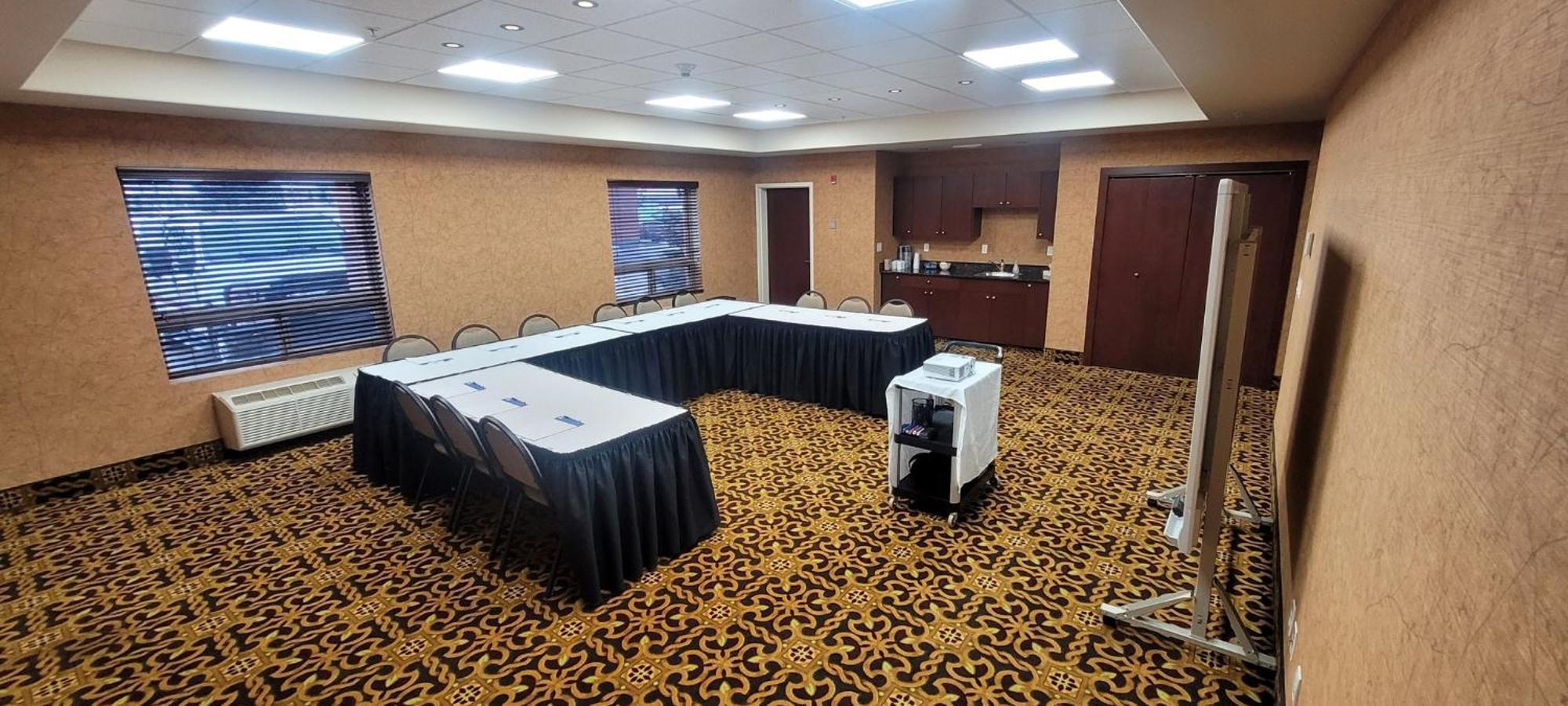 Holiday Inn Express & Suites Whitecourt By Ihg Dış mekan fotoğraf