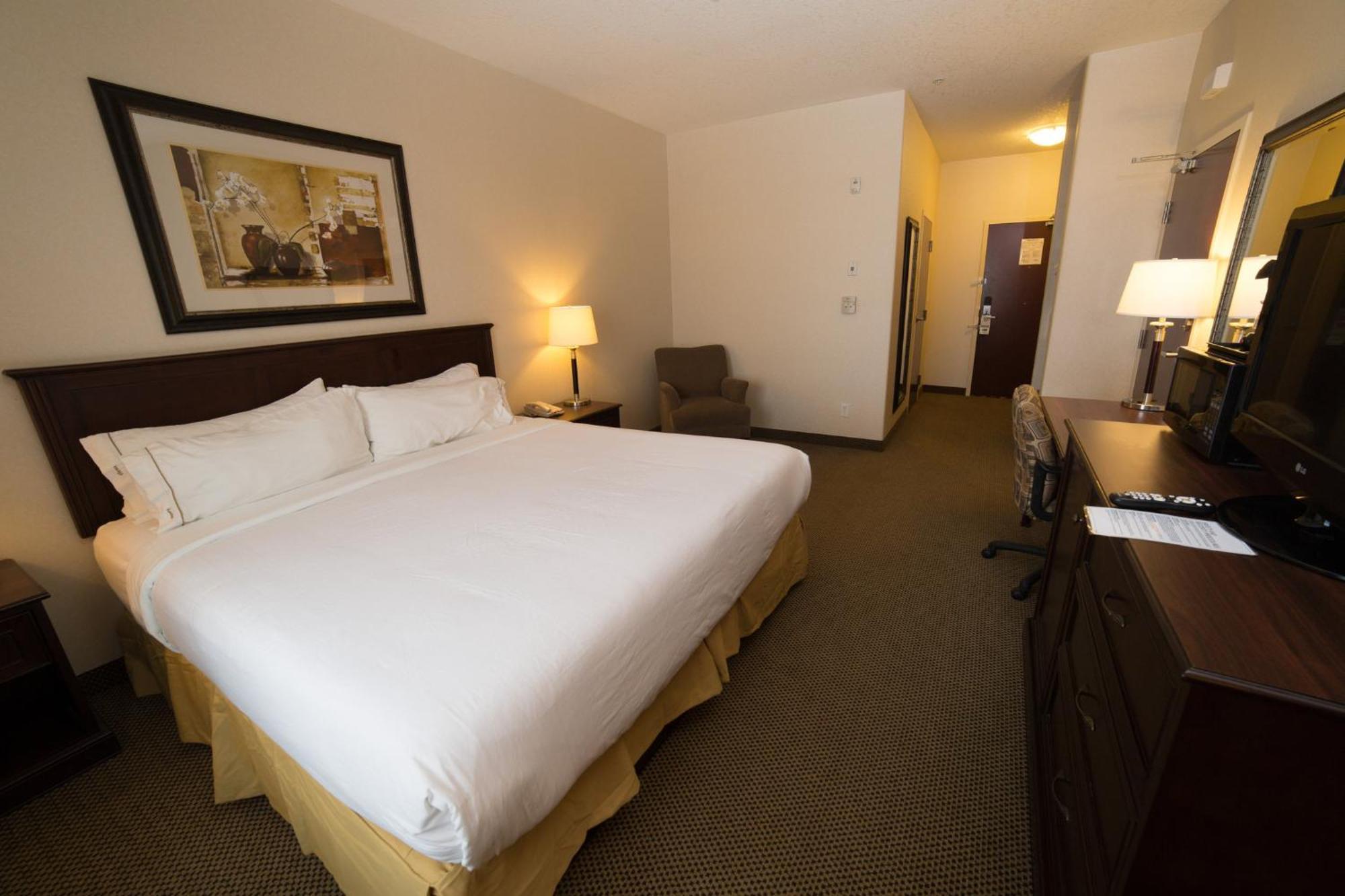 Holiday Inn Express & Suites Whitecourt By Ihg Dış mekan fotoğraf